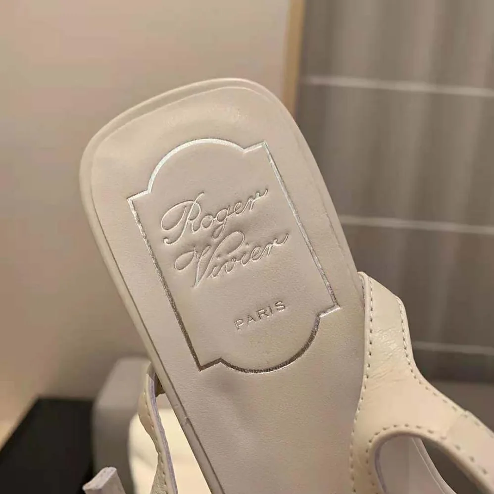 Roger Vivier Bikiviv' Metal Buckle Sandals in Leather for Women in White Roger Vivier Bikiviv' Metal Buckle Sandals in Leather for Women in White