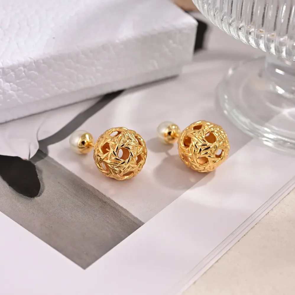 Dior Tribales Earrings Gold-Finish Metal and White Resin Pearls for Women Dior Tribales Earrings Gold-Finish Metal and White Resin Pearls for Women