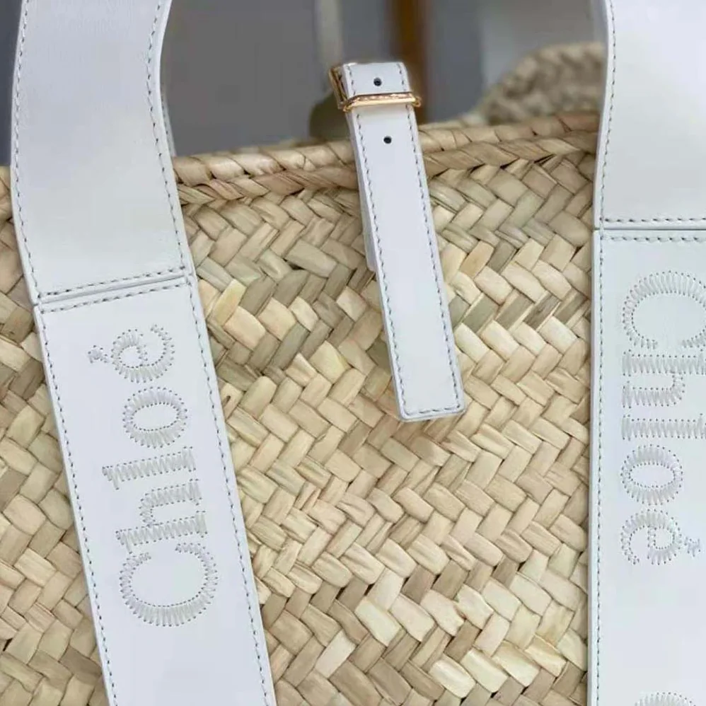 Chloe Sense Medium Basket for Women in White Chloe Sense Medium Basket for Women in White