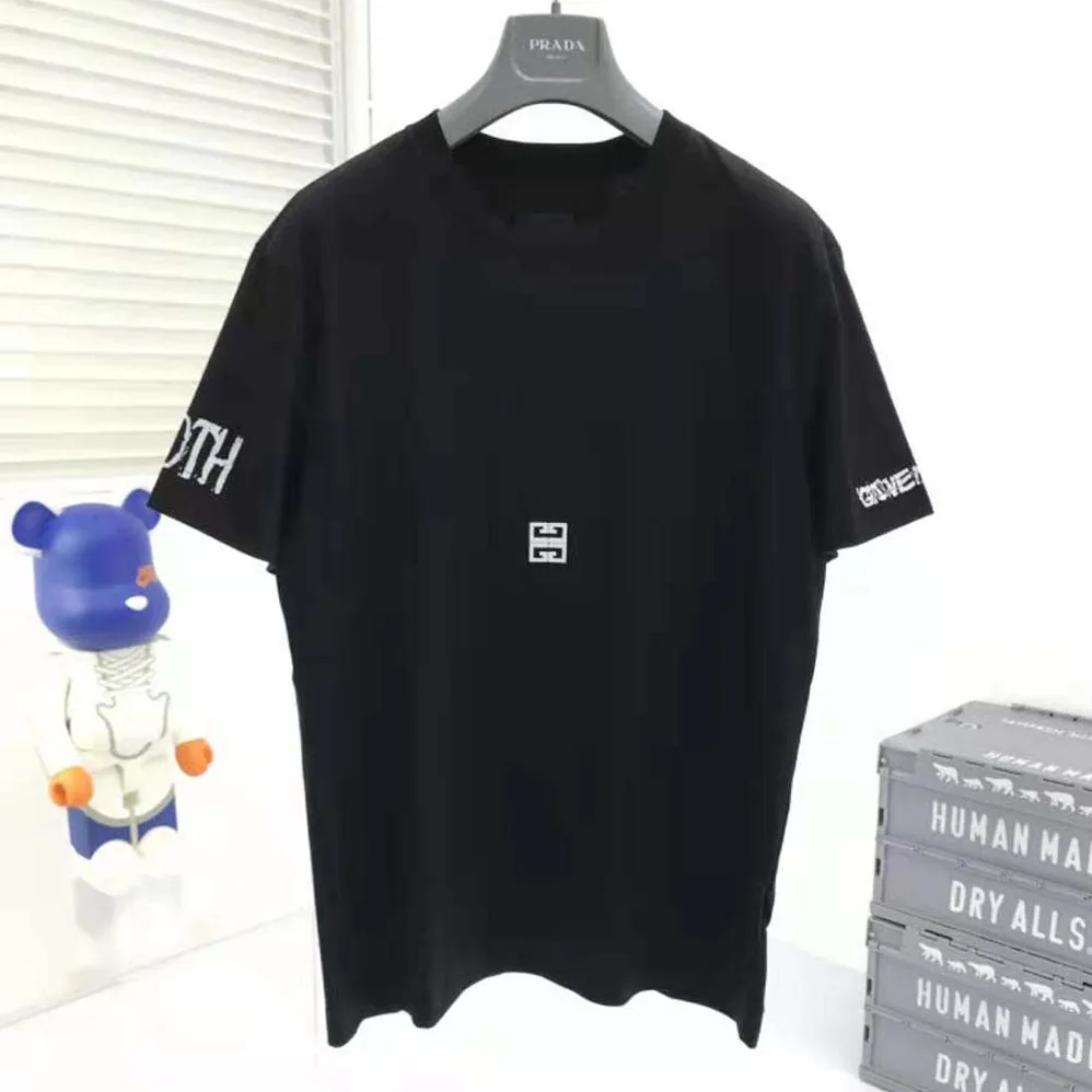 Givenchy Slim Fit T-shirt in Jersey with Ceramic Print for Men in Black