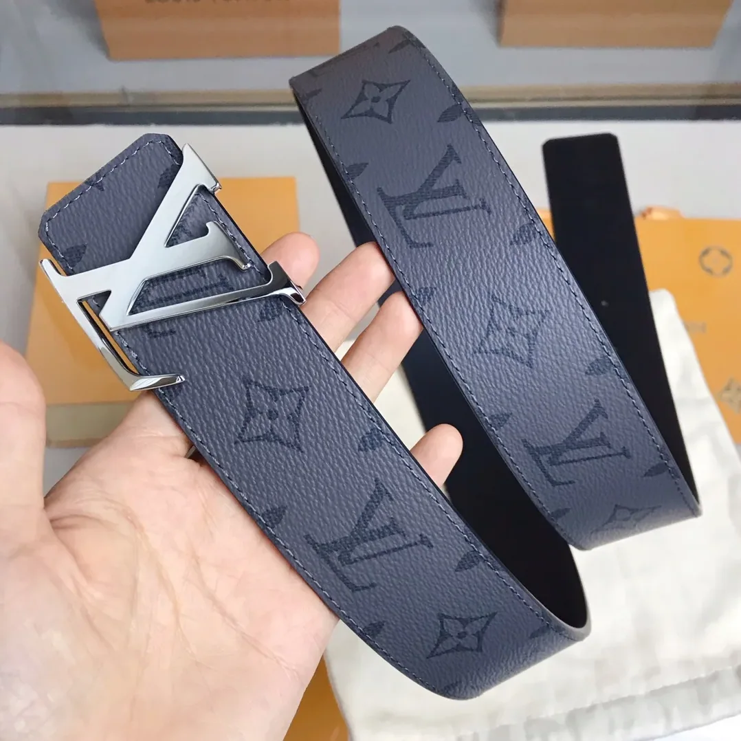 Louis Vuitton Reversible LV Belt Monogram Eclipse Louis Vuitton Reversible LV Belt Monogram Eclipse