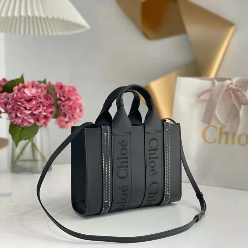 Chloe Small Woody Tote Bag with Embroidered Chloé Logo for Women in Black Chloe Small Woody Tote Bag with Embroidered Chloé Logo for Women in Black