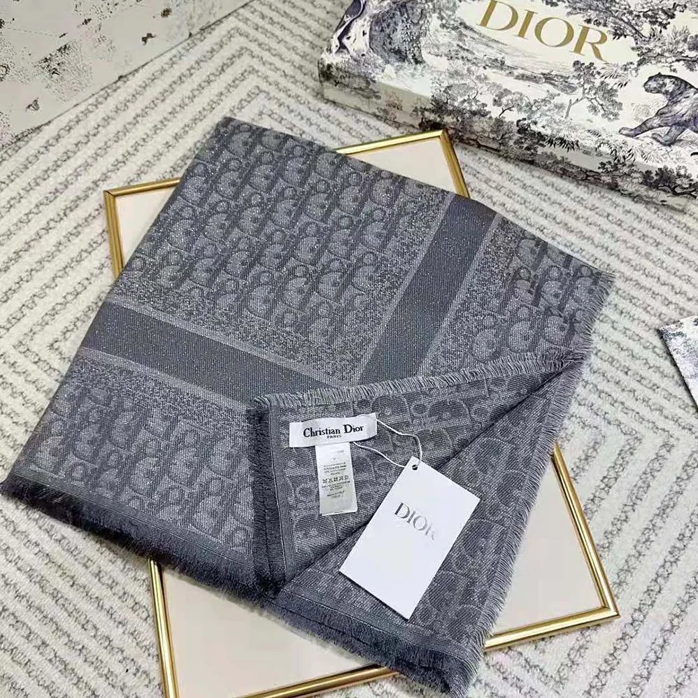 Dior Oblique Shawl Gray Silk Blend with Metallic Thread for Unisex Dior Oblique Shawl Gray Silk Blend with Metallic Thread for Unisex