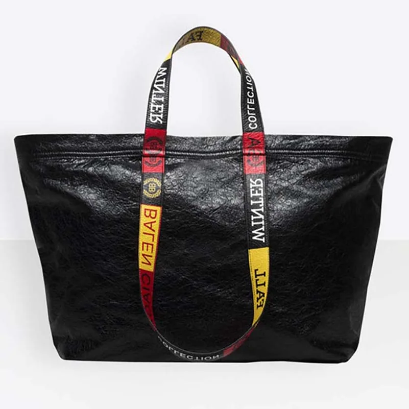 Balenciaga Carry Logo Handles Shopper M in Lambskin for Women in Black