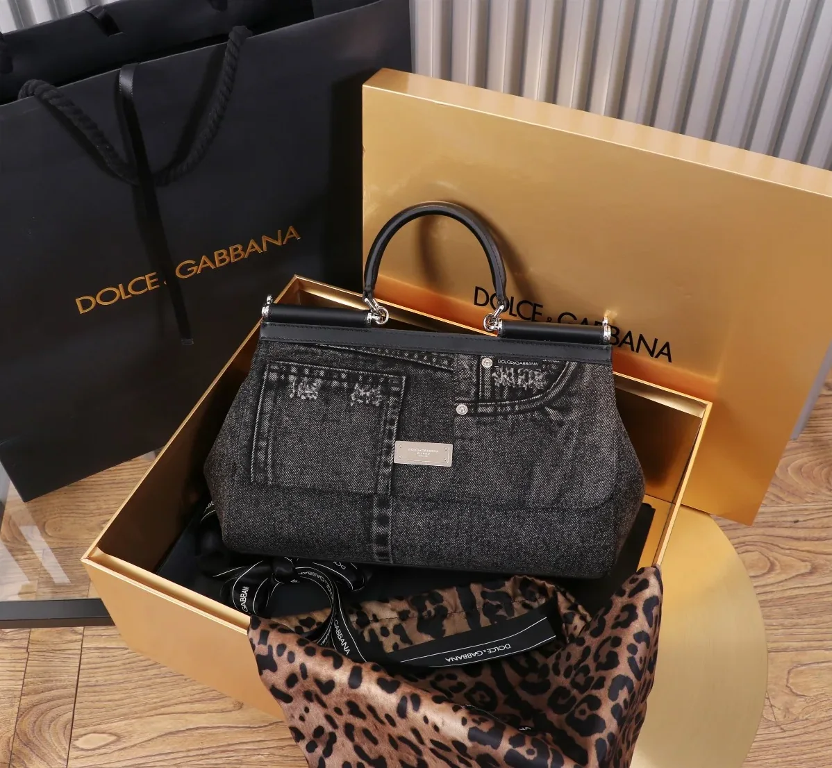 Dolce & Gabbana Large Sicily Handbag Blue /