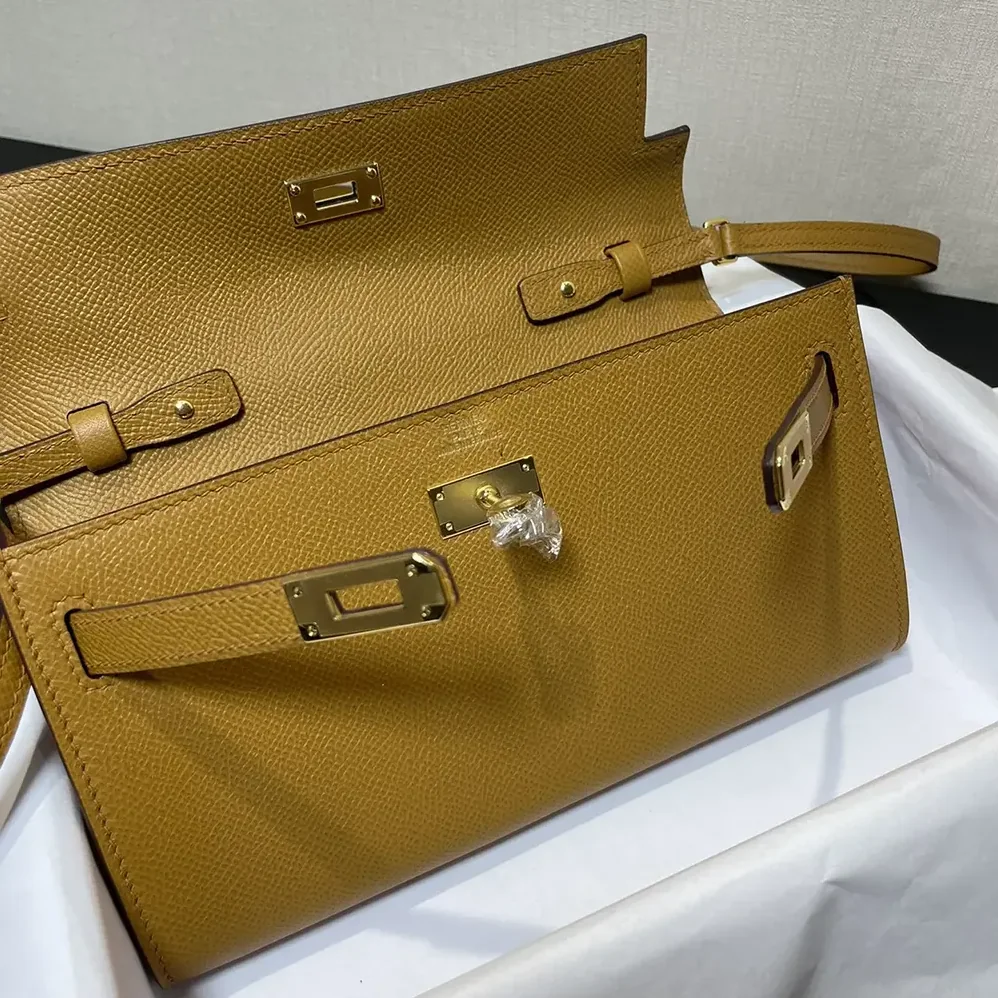 Hermes Kelly To Go in Epsom Leather for Women in Gold Hermes Kelly To Go in Epsom Leather for Women in Gold