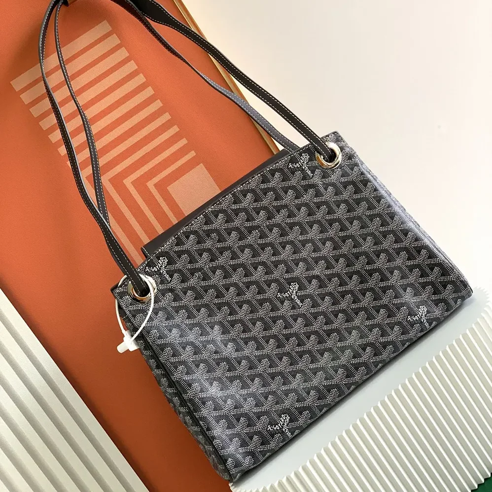 Goyard Rouette Souple Bag for Unisex in Grey Goyard Rouette Souple Bag for Unisex in Grey