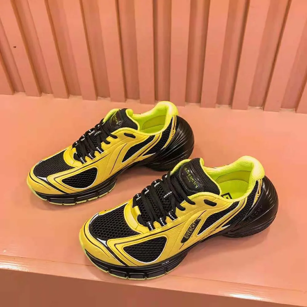 Givenchy TK-MX Runner Sneakers in Mesh for Unisex in Yellow Givenchy TK-MX Runner Sneakers in Mesh for Unisex in Yellow