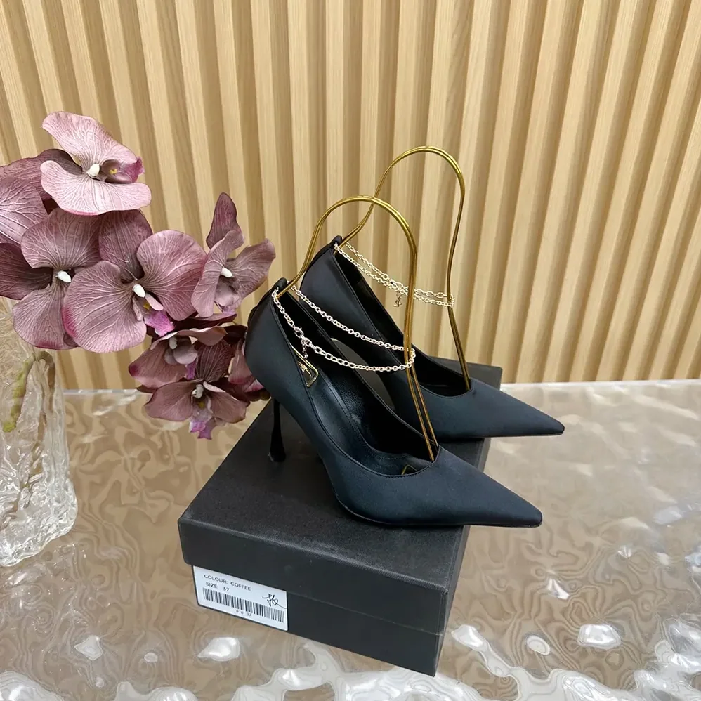 Saint Laurent YSL Regine Pumps in Satin Crepe for Women Saint Laurent YSL Regine Pumps in Satin Crepe for Women