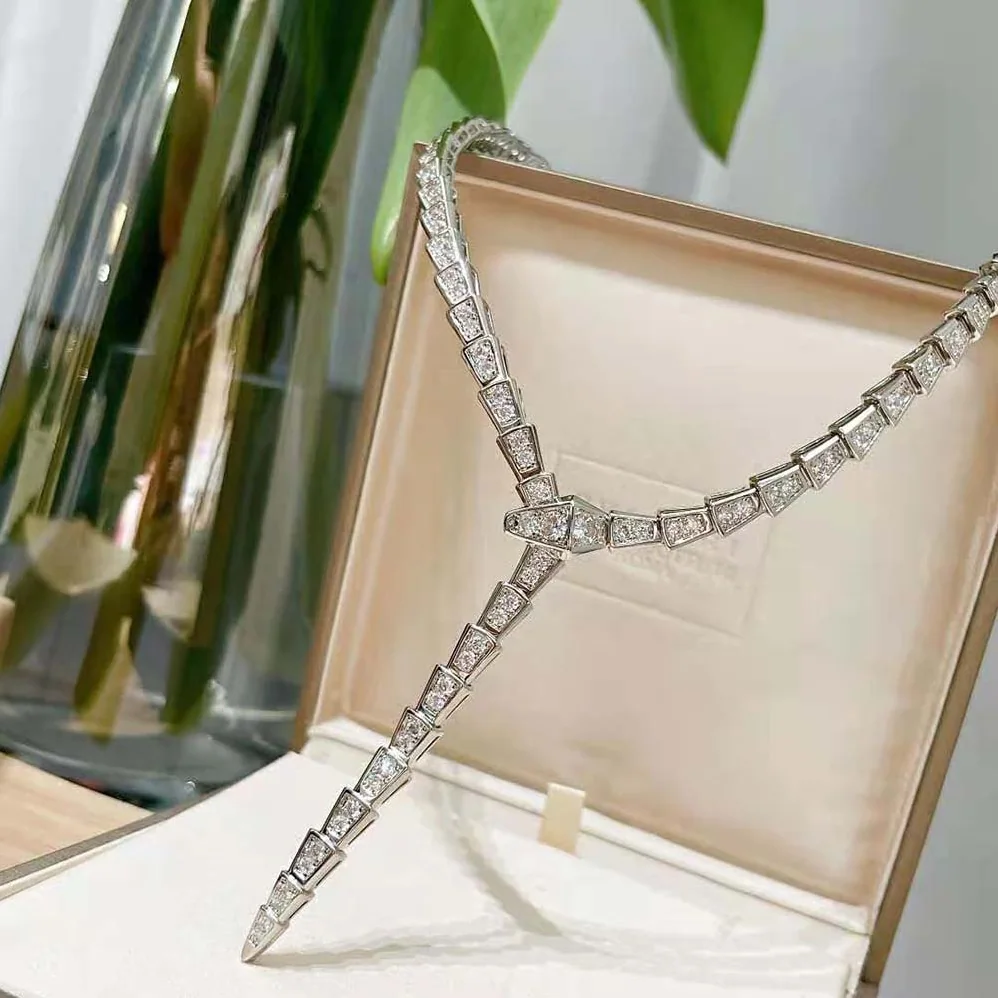Bvlgari Serpenti Viper Slim Necklace in 18 kt White Gold for Women