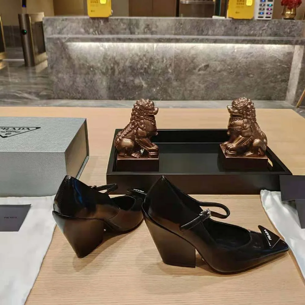 Prada Brushed Leather Pumps in 95 mm Leather-Covered Heel for Women in Black