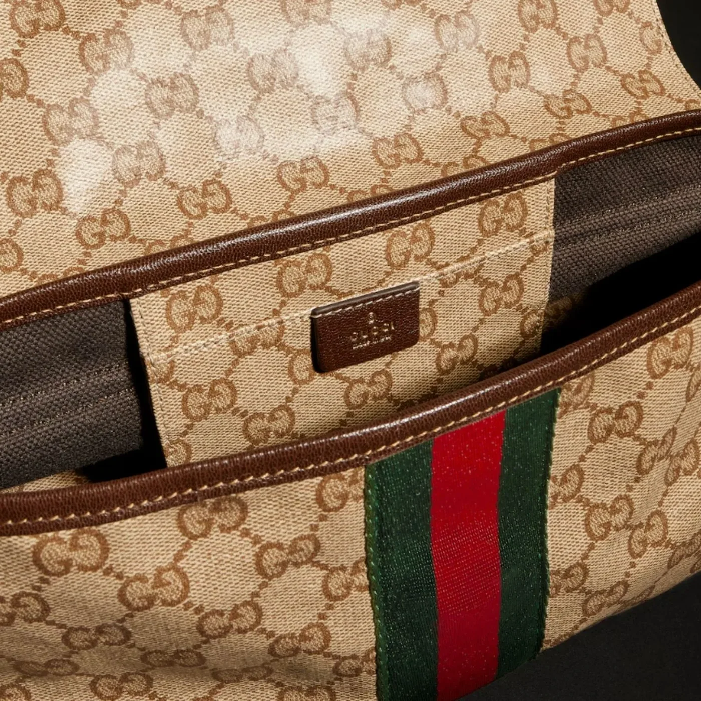 Gucci Madison Medium Shoulder Bag in Sand Gold Hardware Gucci Madison Medium Shoulder Bag in Sand Gold Hardware