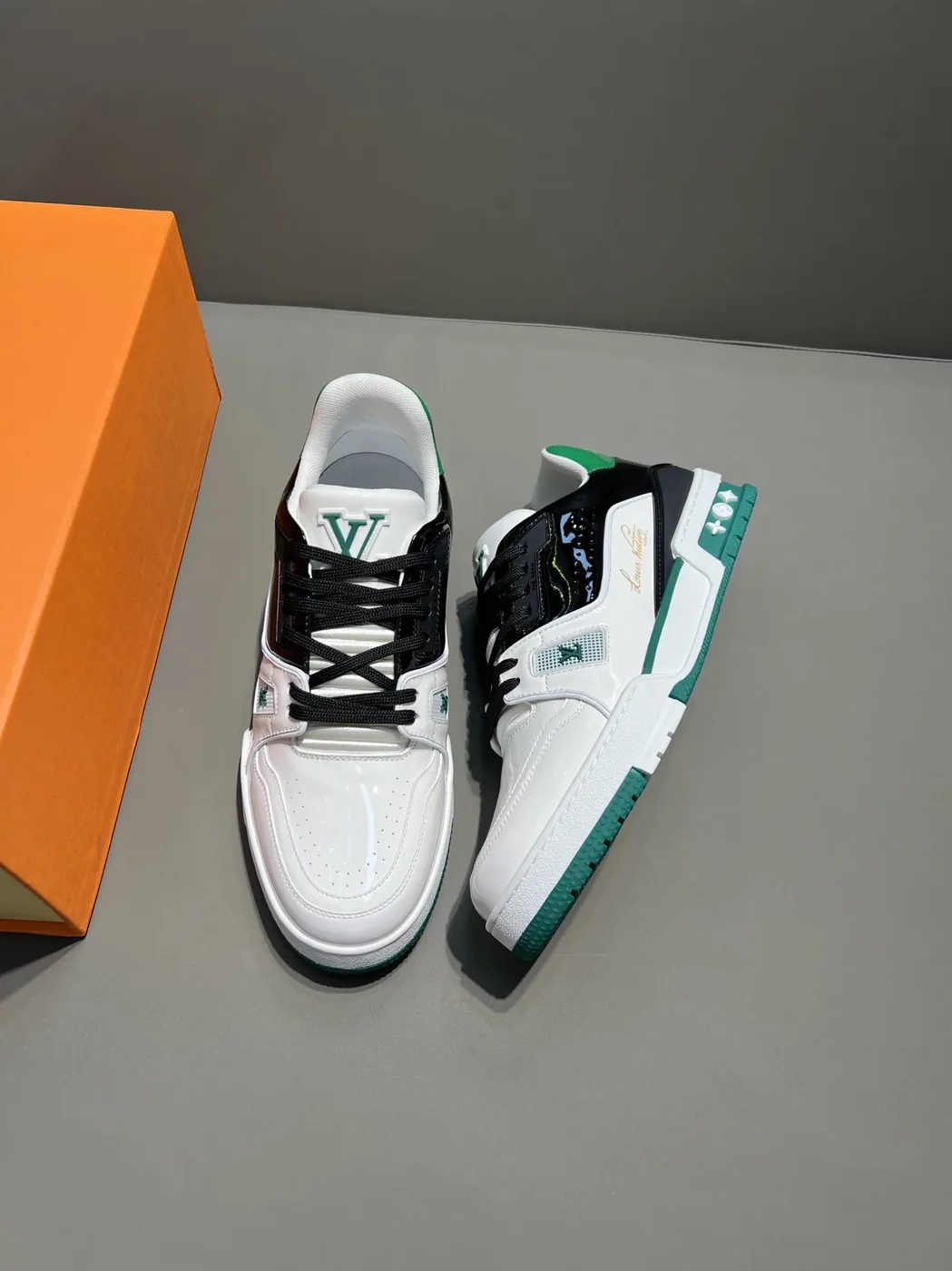 Louis Vuitton Trainer Sneaker White in Black Virgil Abloh Louis Vuitton Trainer Sneaker White in Black Virgil Abloh