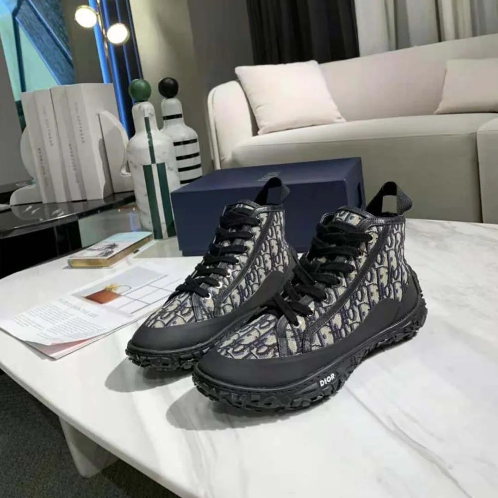 Dior B28 High-top Sneaker Beige and Black Dior Oblique Jacquard and Black Rubber for Unisex