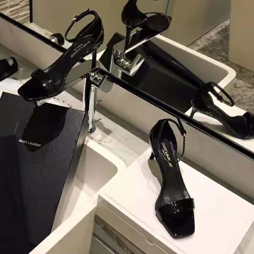 Saint Laurent YSL Amber Sandals Patent Leather 8.5cm Heel for Women in Black Saint Laurent YSL Amber Sandals Patent Leather 8.5cm Heel for Women in Black