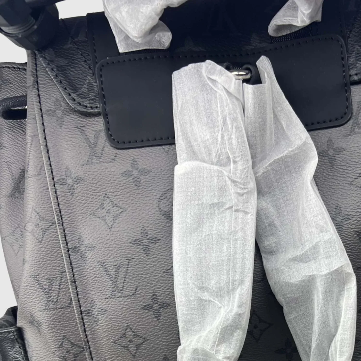 Louis Vuitton Christopher MM Monogram Eclipse Black / Louis Vuitton Christopher MM Monogram Eclipse Black /