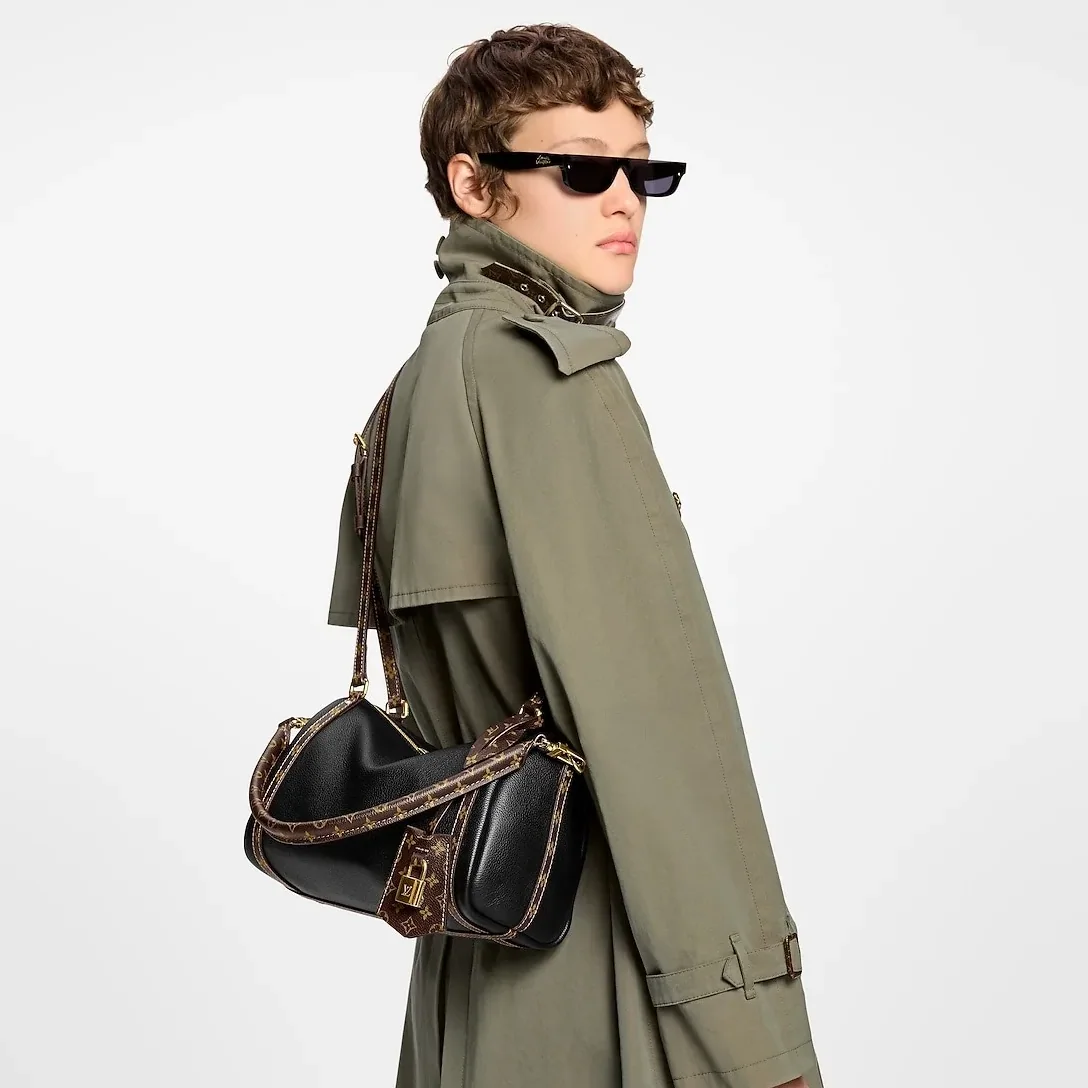 Louis Vuitton Express PM Black /