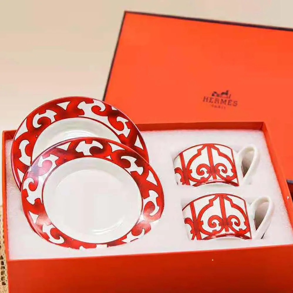 Hermes Balcon Du Guadalquivir Tea Cup and Saucer for Unisex