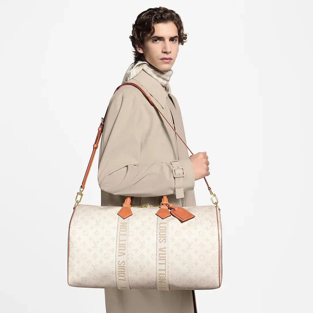 Louis Vuitton Keepall Bandouliere 45 Travel Bag / Off in White Gold Hardware