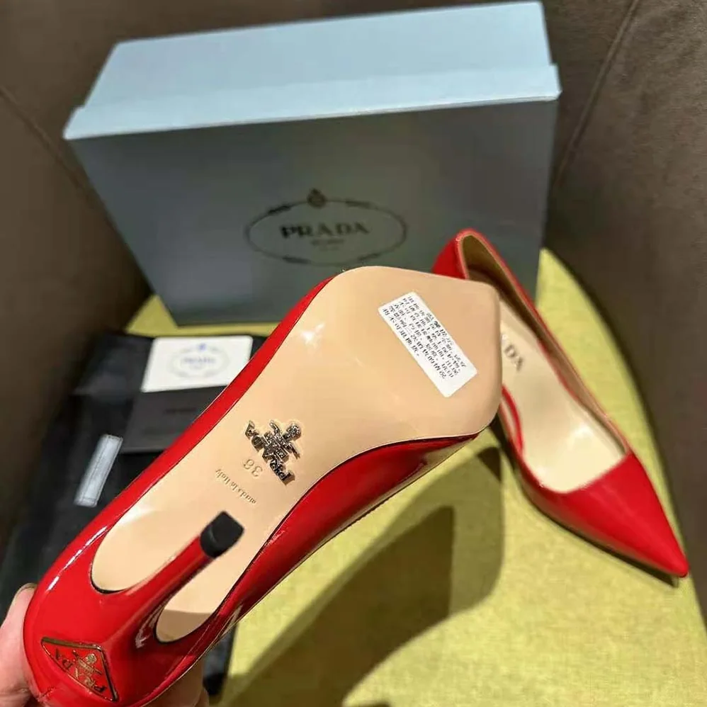 Prada Patent Leather Pumps for Women in Red Prada Patent Leather Pumps for Women in Red