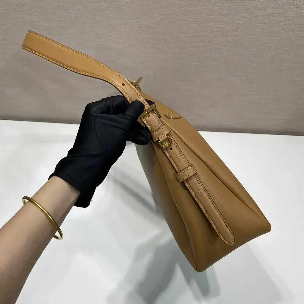 Prada Aimée Large Leather Shoulder Bag for Women in Brown Prada Aimée Large Leather Shoulder Bag for Women in Brown