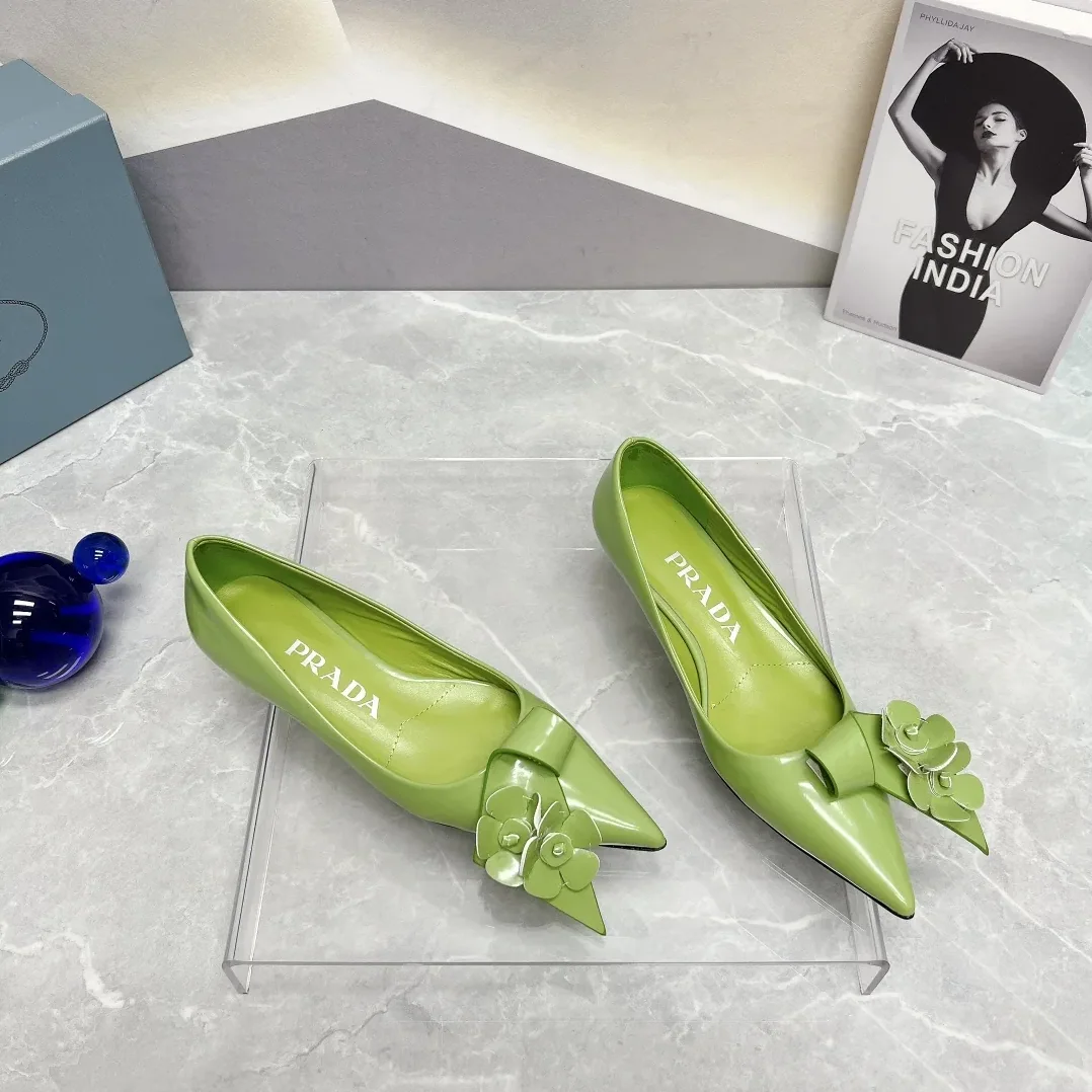 Prada Patent Pumps Green Prada Patent Pumps Green