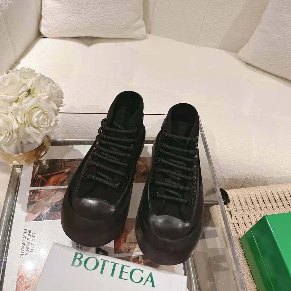 Bottega Veneta Jumbo Sneaker Nylon High Top Lace-up Sneakers for Unisex in Black Bottega Veneta Jumbo Sneaker Nylon High Top Lace-up Sneakers for Unisex in Black