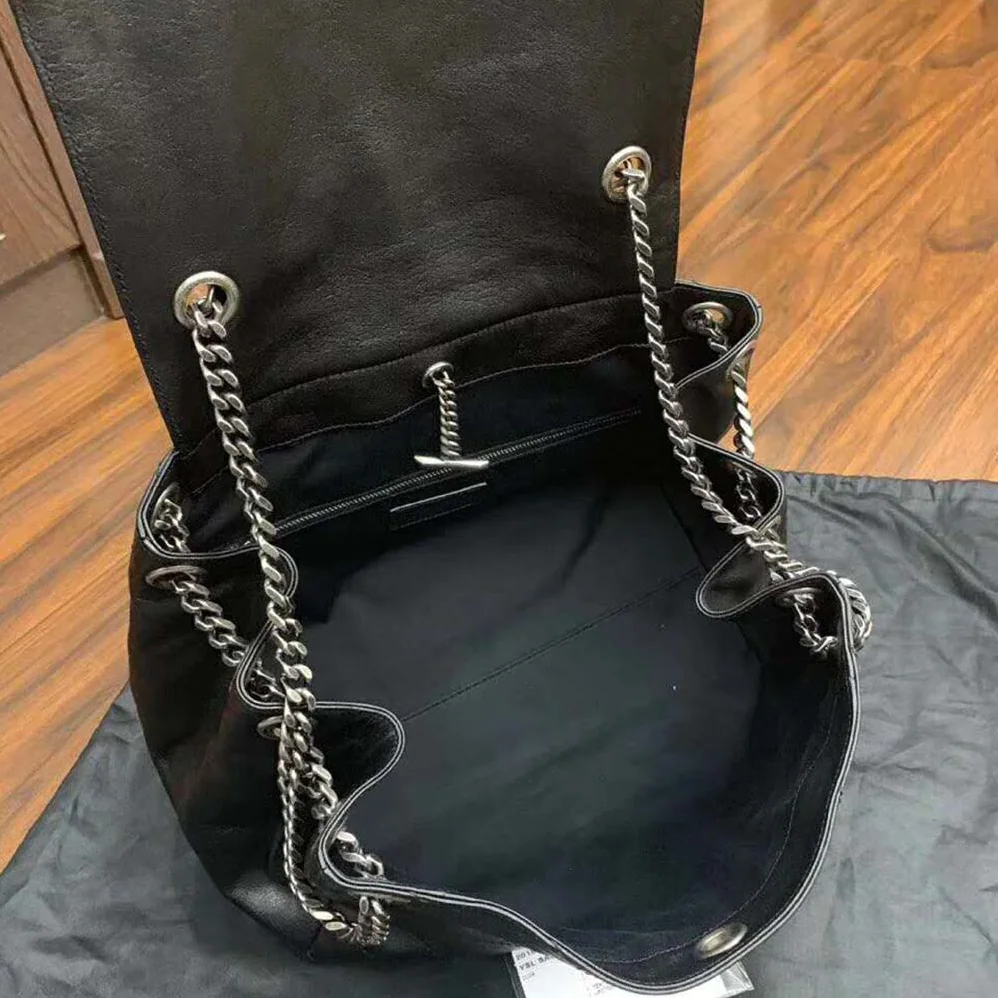 Saint Laurent YSL Nolita Medium Bag Vintage Leather for Women in Black Saint Laurent YSL Nolita Medium Bag Vintage Leather for Women in Black