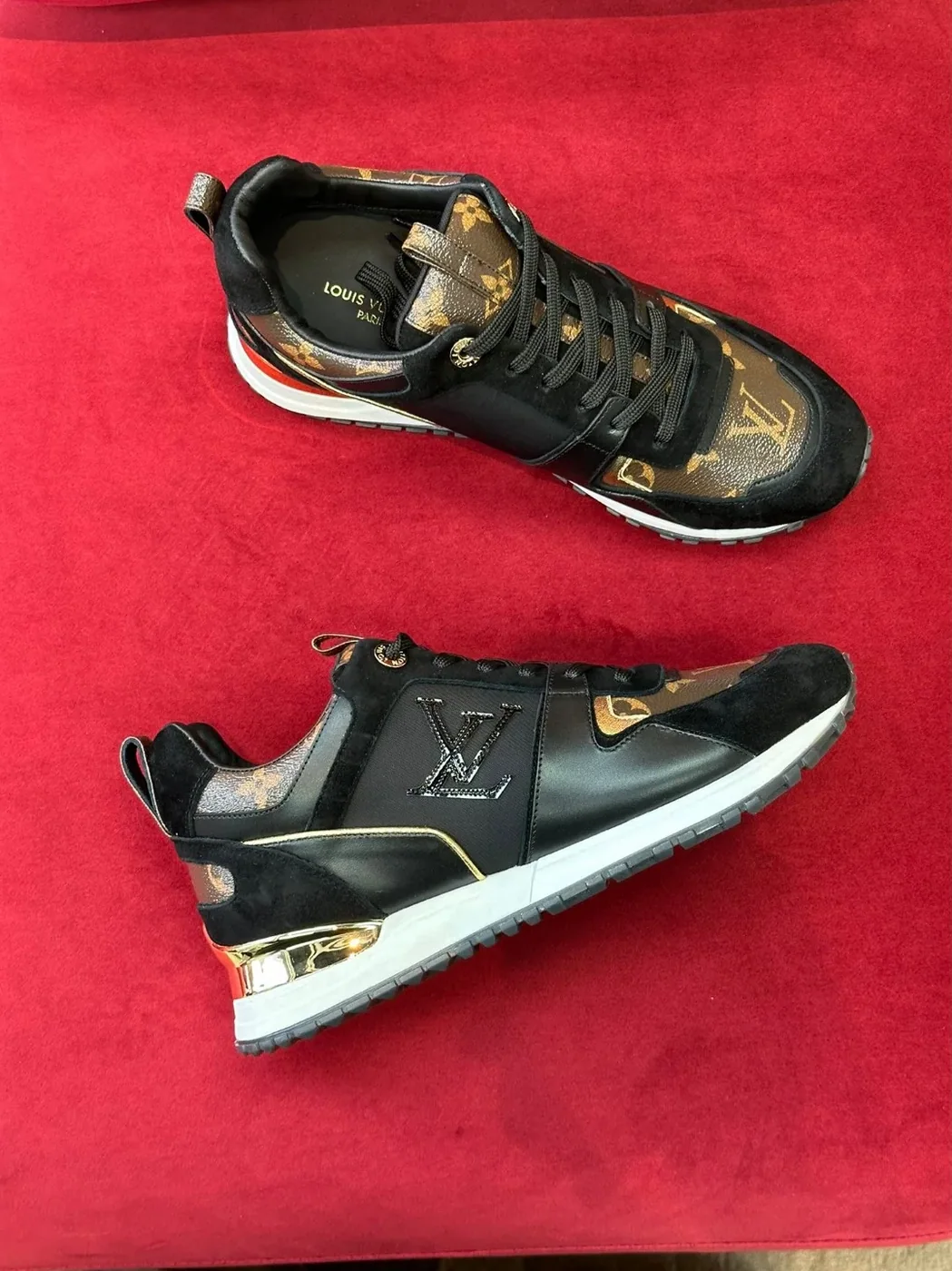 Louis Vuitton Run Away Sneaker Black 1AAP3E Louis Vuitton Run Away Sneaker Black 1AAP3E