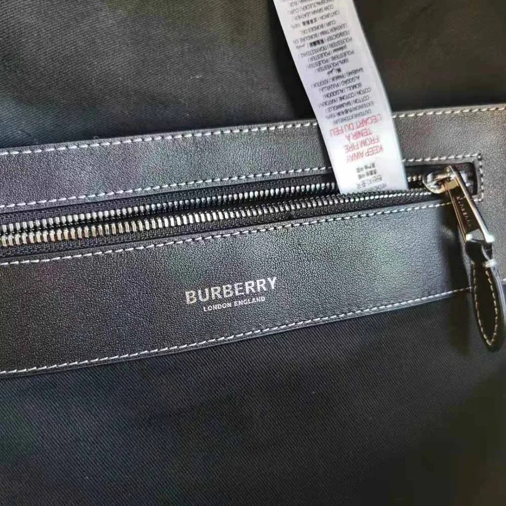 Burberry Check E-canvas Backpack for Men in Brown Burberry Check E-canvas Backpack for Men in Brown