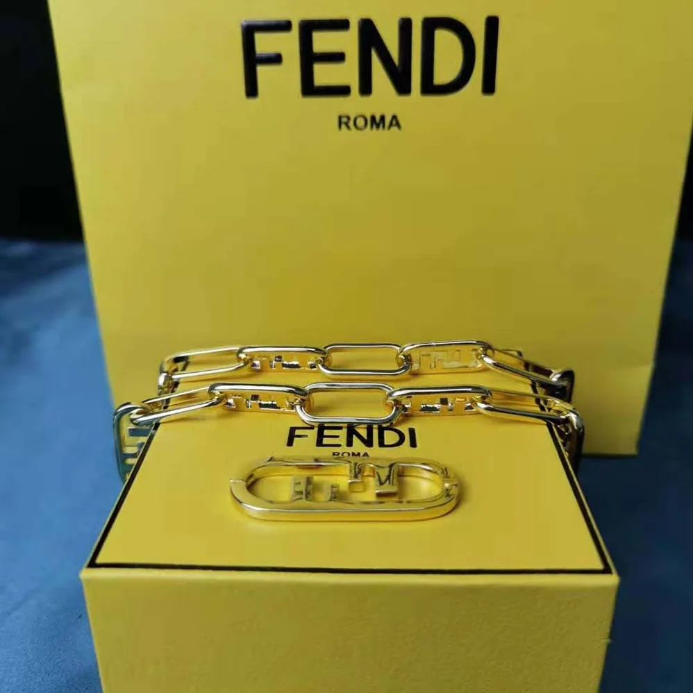 Fendi Necklace with Fendi OLock Mesh and Oval Clip for Women Fendi Necklace with Fendi OLock Mesh and Oval Clip for Women