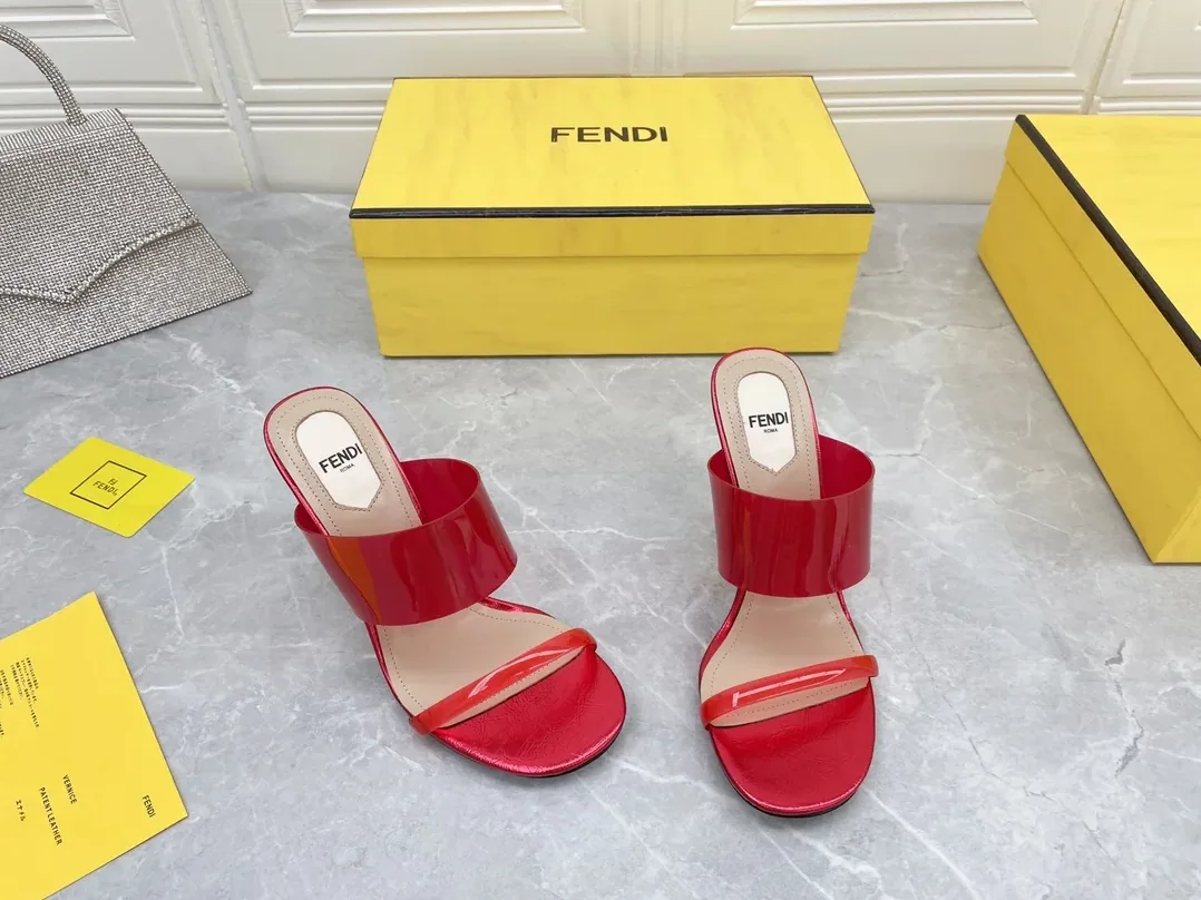Fendi First Red Transparent High in Heeled Sandals Fendi First Red Transparent High in Heeled Sandals