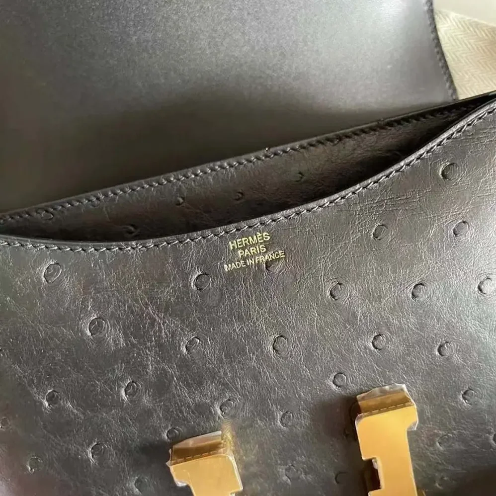 Hermes Constance 19 Bag Nata Ostrich Leather for Women in Black/Gold Hermes Constance 19 Bag Nata Ostrich Leather for Women in Black/Gold