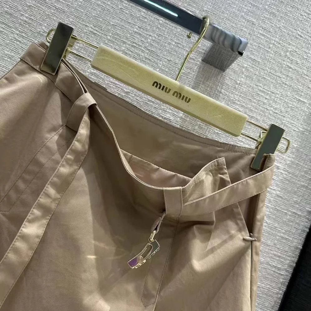 Miu Miu Chino Miniskirt with Logo Decorating the Buckle for Women Miu Miu Chino Miniskirt with Logo Decorating the Buckle for Women