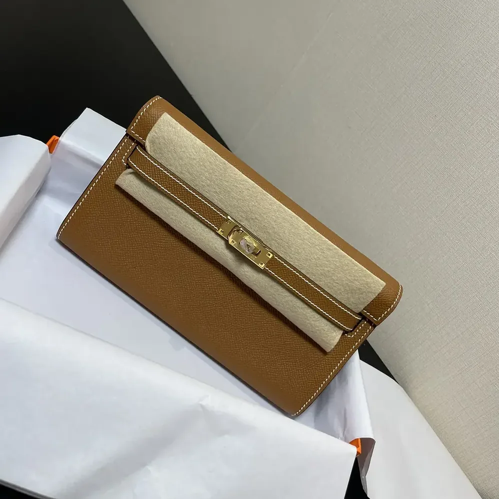 Hermes Kelly To Go in Epsom Leather for Women in Brown/Gold Hermes Kelly To Go in Epsom Leather for Women in Brown/Gold