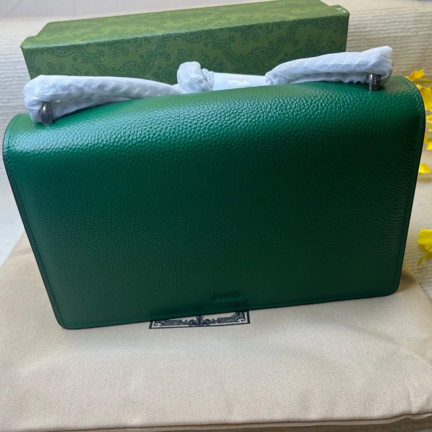 Gucci Dionysus Shoulder Bag in Green Palladium Hardware Gucci Dionysus Shoulder Bag in Green Palladium Hardware