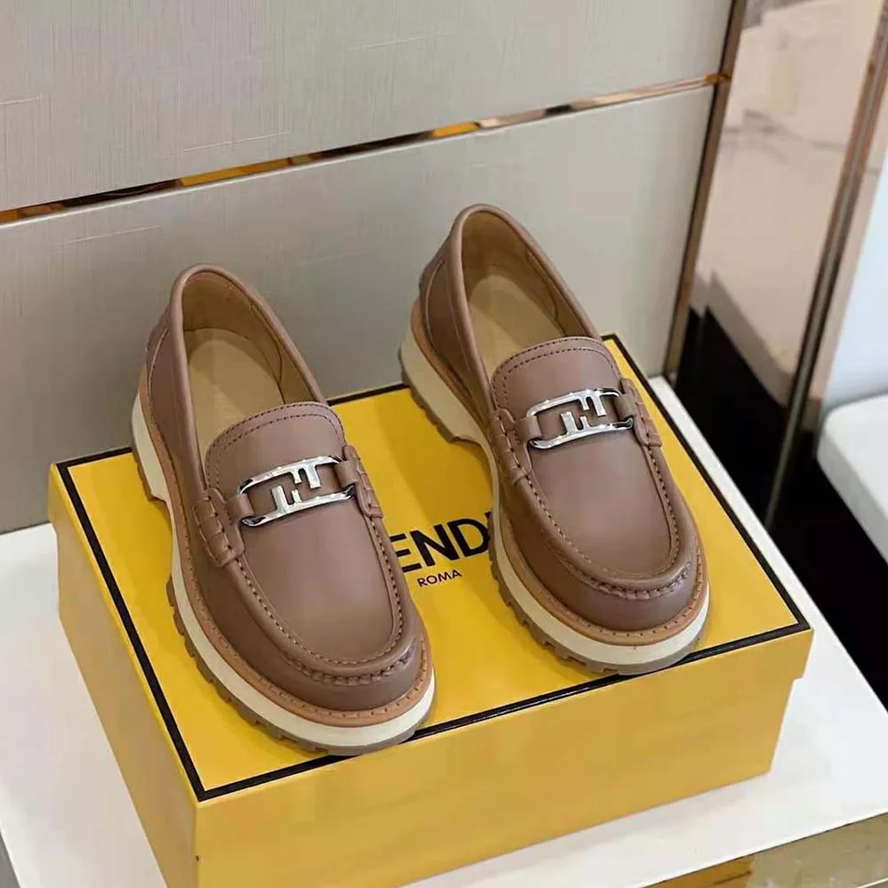 Fendi O'Lock Loafers Brown Leather for Men