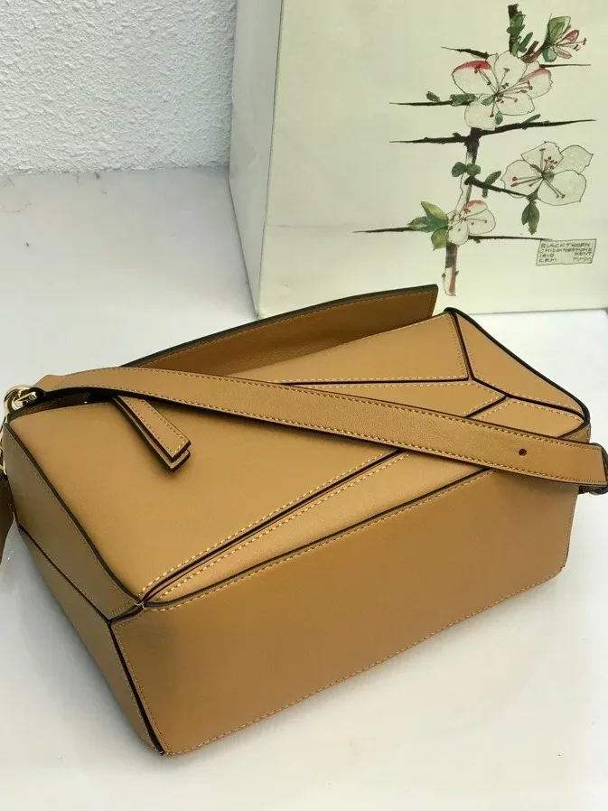 Loewe Small Puzzle Bag Brown /