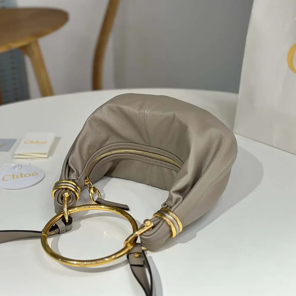 Chloe Small Bracelet Hobo Bag in Grained Leather for Women in Grey