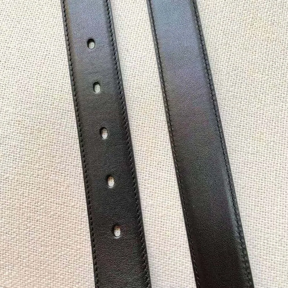 Saint Laurent YSL New Cassandre Buckle Belt in Smooth Leather for Women Saint Laurent YSL New Cassandre Buckle Belt in Smooth Leather for Women