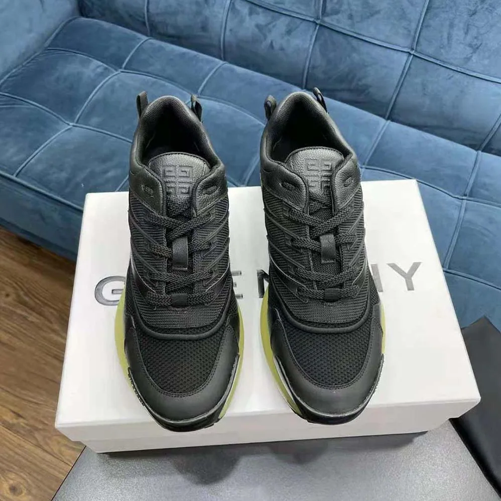 Givenchy Giv 1 Sneakers in Leather and Mesh for Unisex in Black Givenchy Giv 1 Sneakers in Leather and Mesh for Unisex in Black