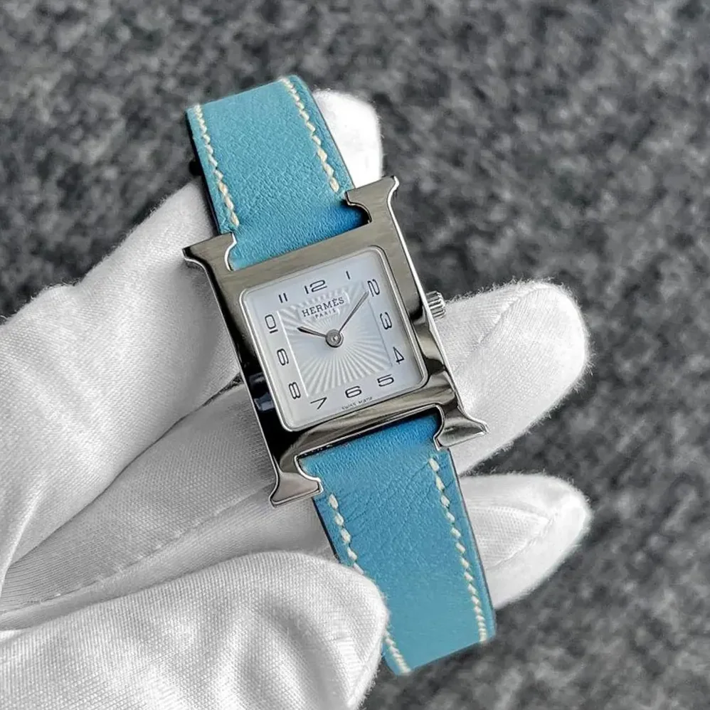 Hermes Heure H Watch Small Model 25 mm for Women in Blue Hermes Heure H Watch Small Model 25 mm for Women in Blue