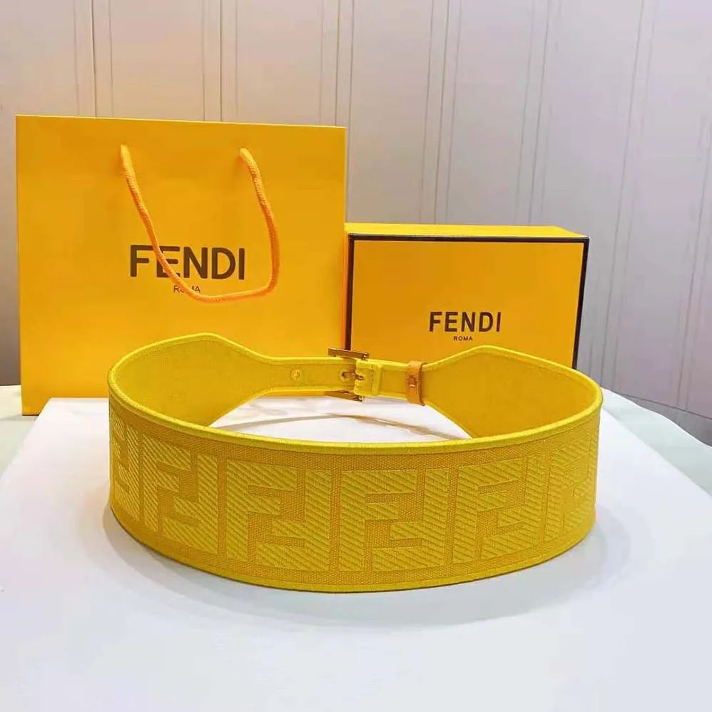 Fendi Canvas High Waist Belt 6 cm for Women in Yellow Fendi Canvas High Waist Belt 6 cm for Women in Yellow