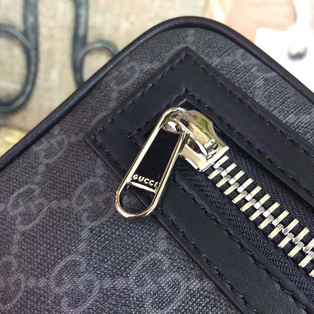 Gucci GG Black Belt Bag Black/Grey Soft GG Supreme Crafted / Gucci GG Black Belt Bag Black/Grey Soft GG Supreme Crafted /