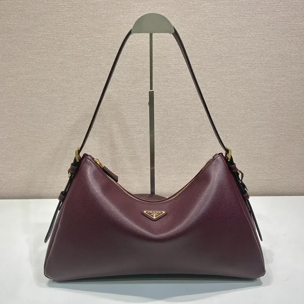 Prada Aimée Large Leather Shoulder Bag for Women in Maroon Prada Aimée Large Leather Shoulder Bag for Women in Maroon