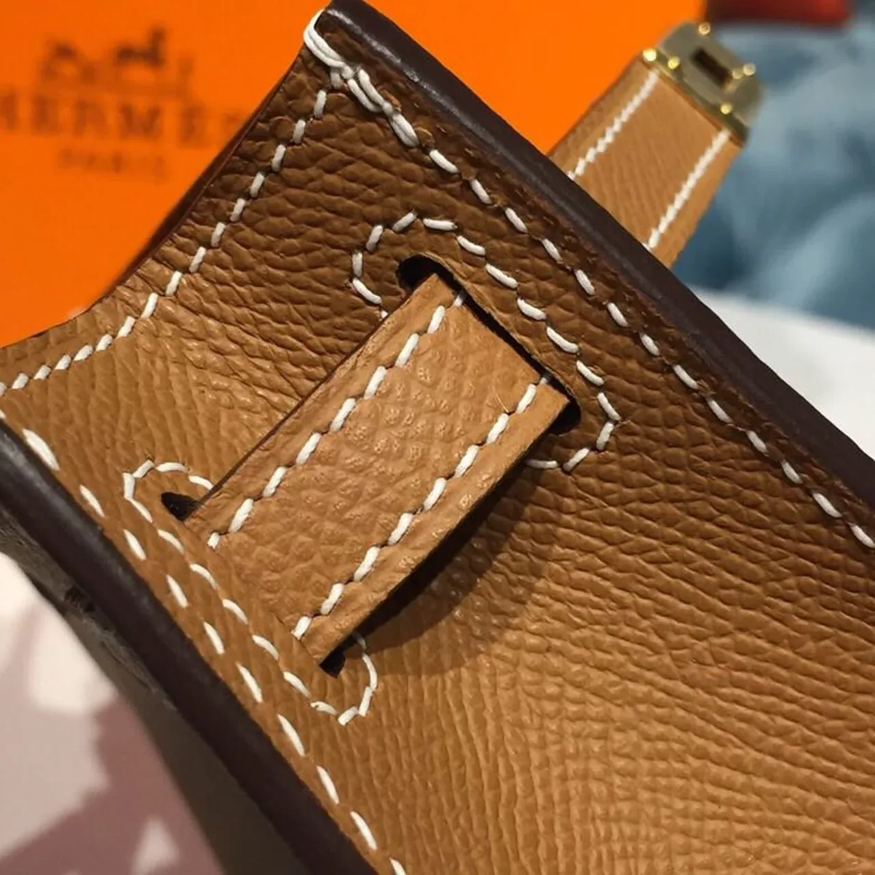 Hermes Mini Kelly Gold Gold Toned Hardware / Hermes Mini Kelly Gold Gold Toned Hardware /