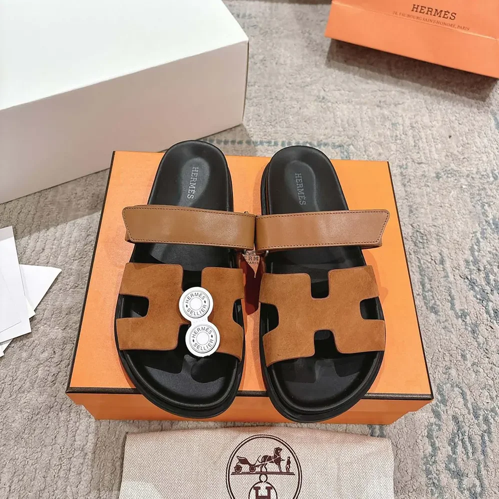 Hermes Chypre Sandal for Unisex in Brown Hermes Chypre Sandal for Unisex in Brown