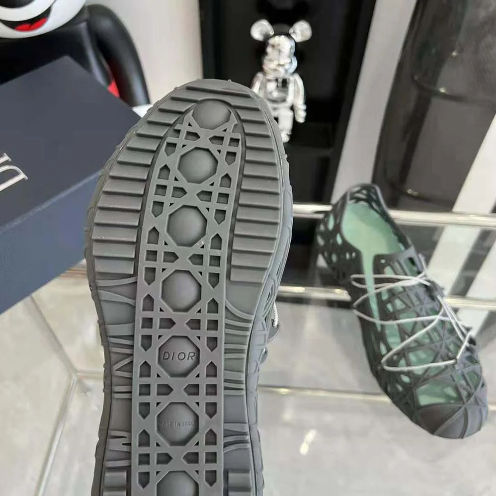 Dior Warp Sandal Anthracite Gray Cosmo Rubber with Warped Cannage Motif for Men
