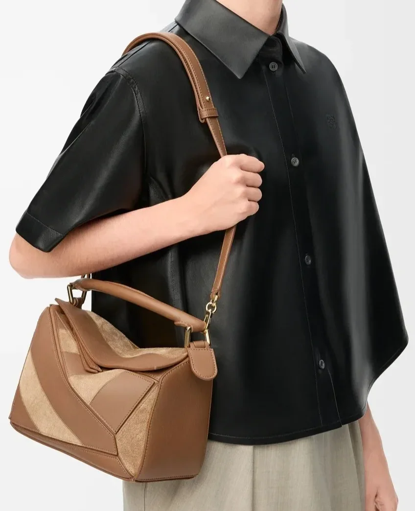 Loewe Small Puzzle Bag Oak Suede / A510S21XBR Loewe Small Puzzle Bag Oak Suede / A510S21XBR