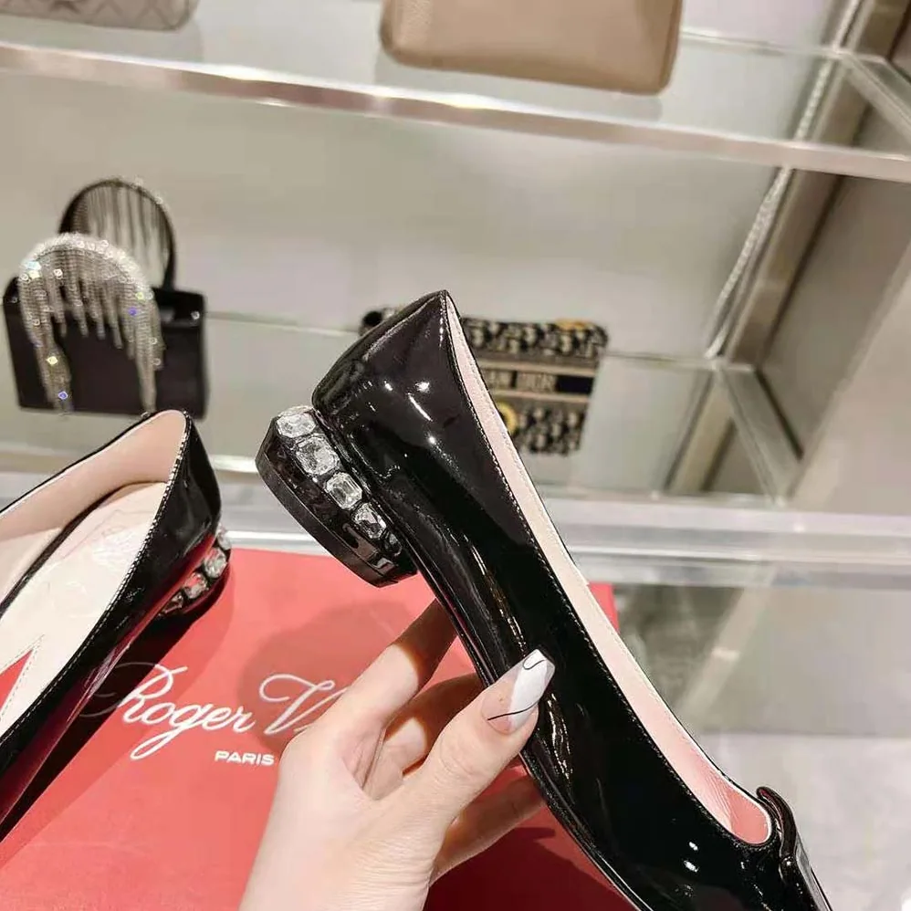 Roger Vivier Strass Heel Covered Buckle Ballerinas in Nappa Leather for Women in Black Roger Vivier Strass Heel Covered Buckle Ballerinas in Nappa Leather for Women in Black